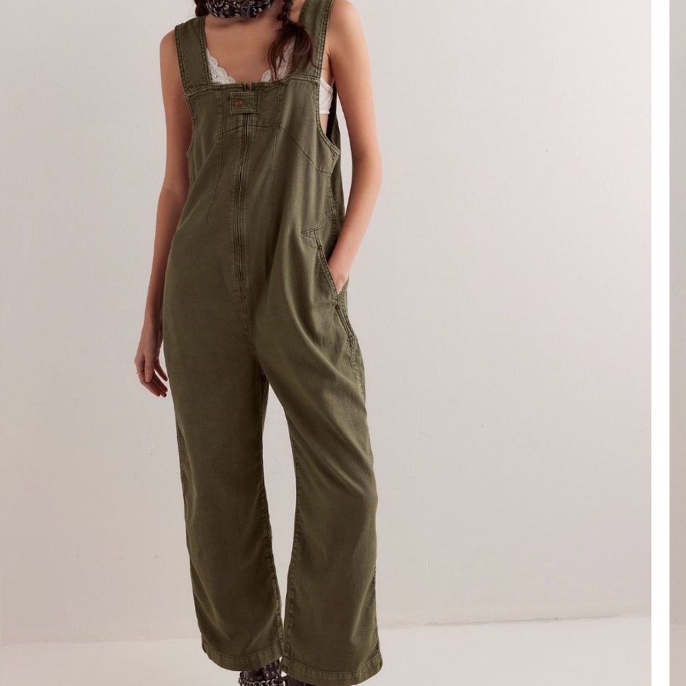 FREE PEOPLE Jude one piece overalls size M